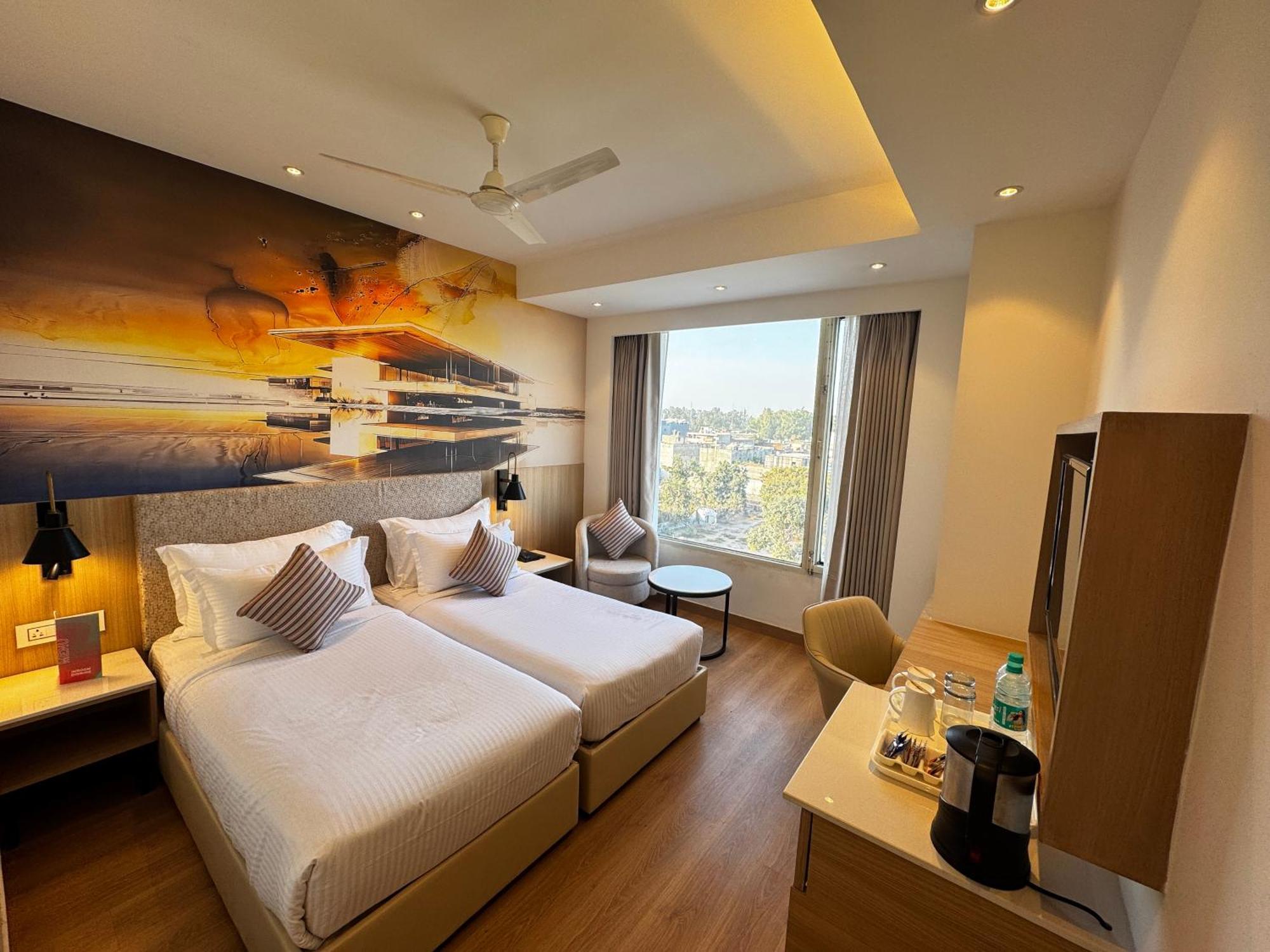 Tulip Inn Zirakpur Exteriér fotografie