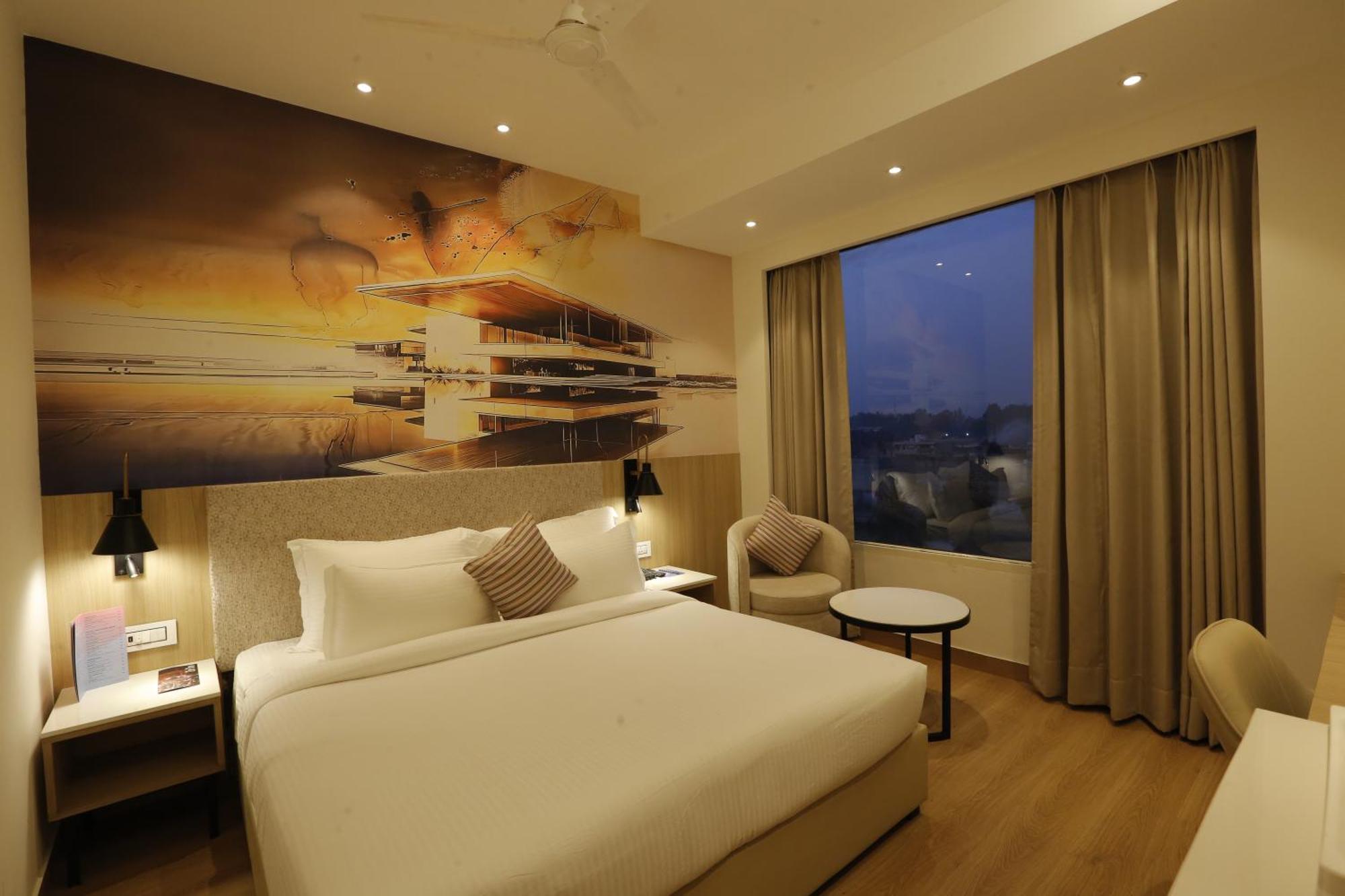 Tulip Inn Zirakpur Exteriér fotografie