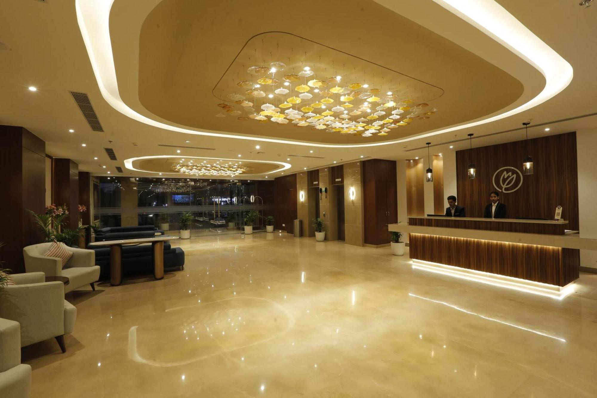 Tulip Inn Zirakpur Exteriér fotografie