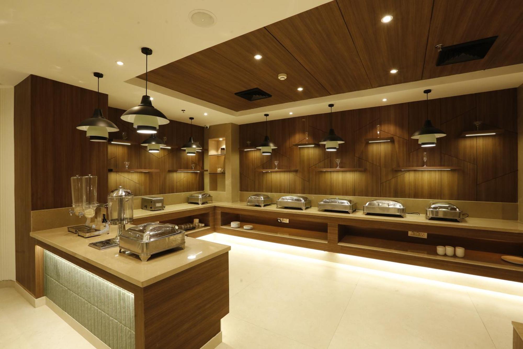 Tulip Inn Zirakpur Exteriér fotografie