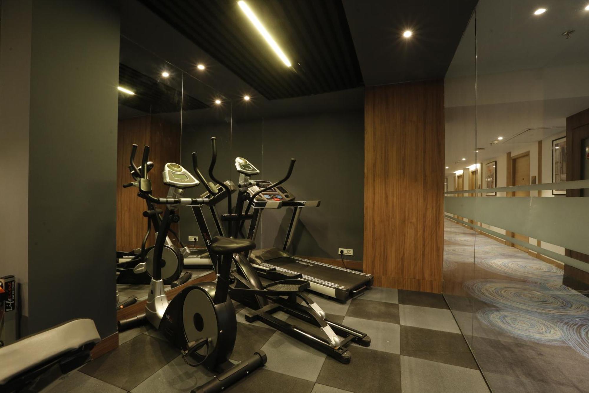 Tulip Inn Zirakpur Exteriér fotografie