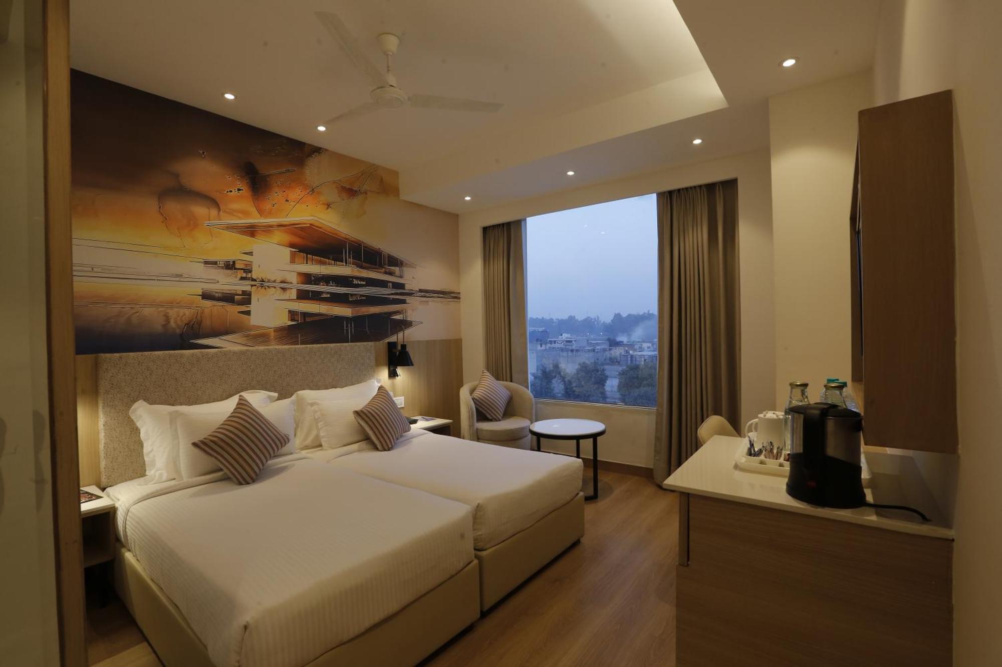 Tulip Inn Zirakpur Exteriér fotografie