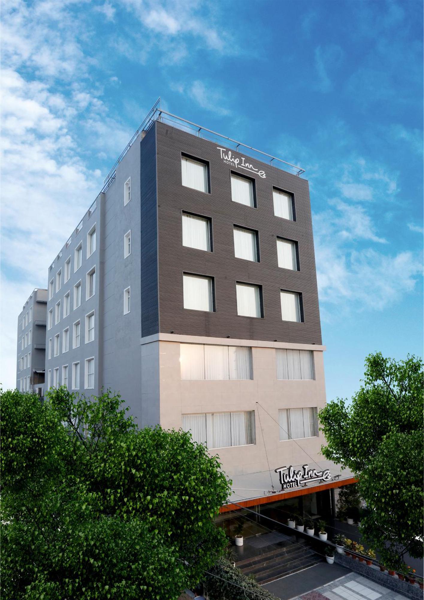 Tulip Inn Zirakpur Exteriér fotografie