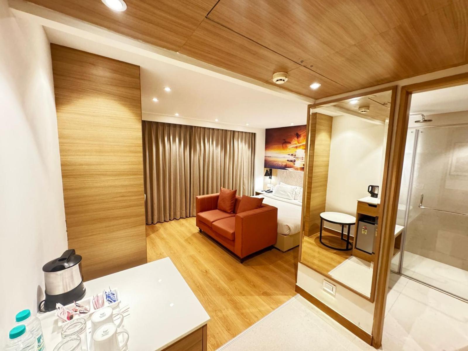 Tulip Inn Zirakpur Exteriér fotografie