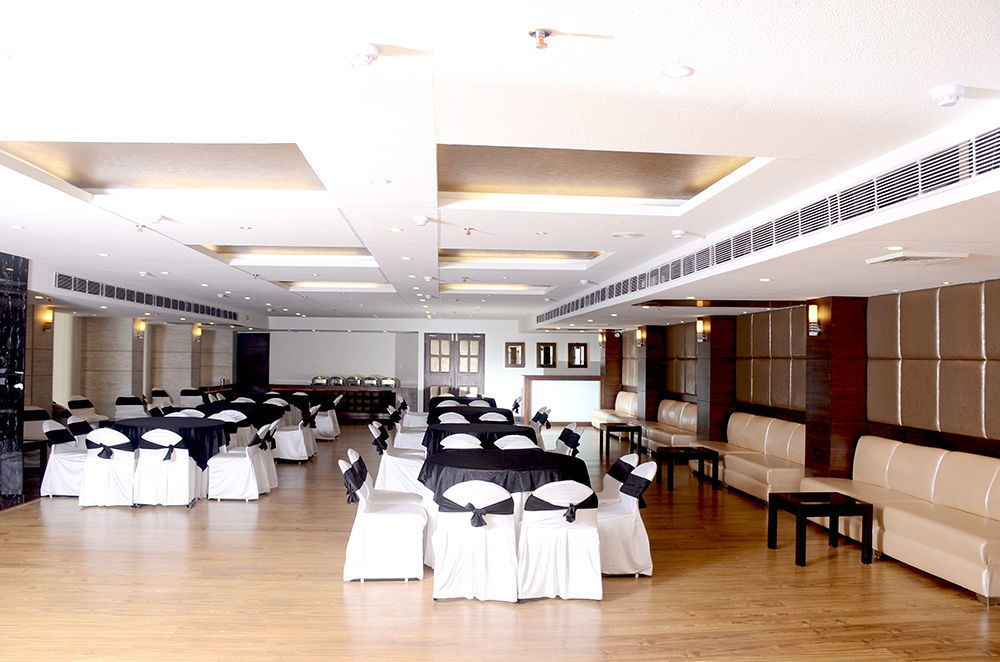 Tulip Inn Zirakpur Exteriér fotografie