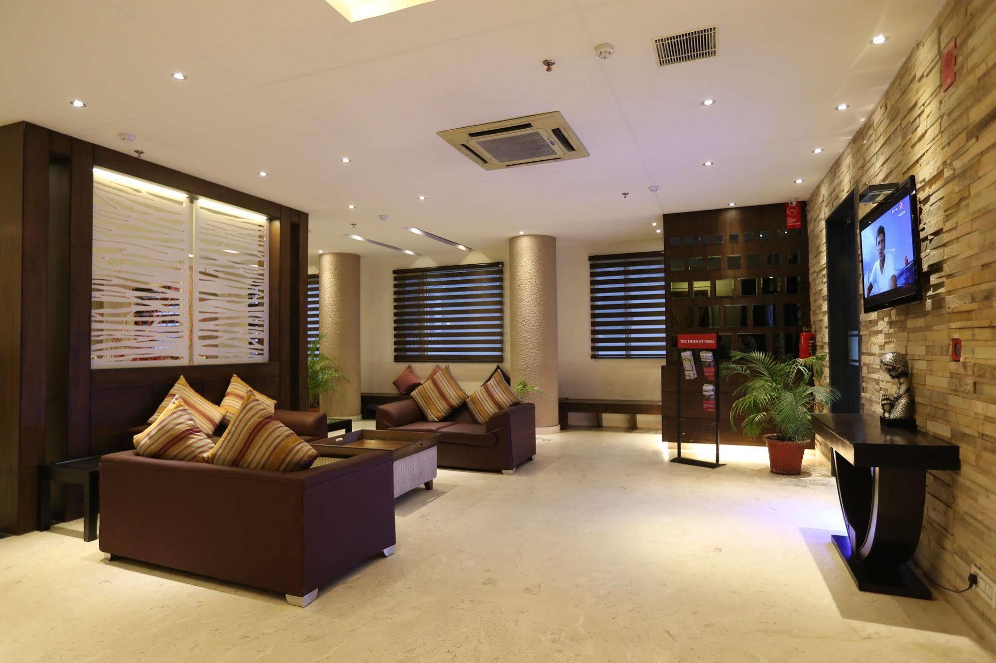 Tulip Inn Zirakpur Exteriér fotografie